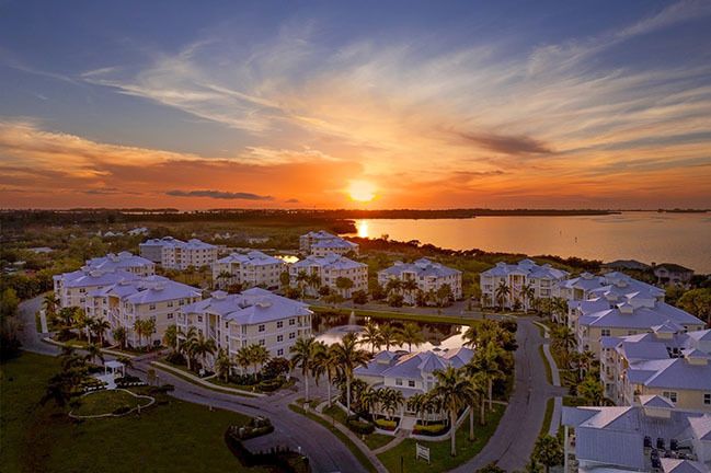 Palma Sola Bay Club: 3410 77th St W, Bradenton, FL 34209